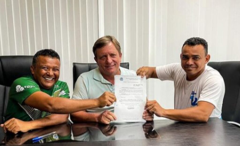 Ex-Diretor Executivo do SAAEP, Elson Cardoso, Aliado de Elias da Construforte, Continua Foragido da Justiça, Após Prisão Decretada