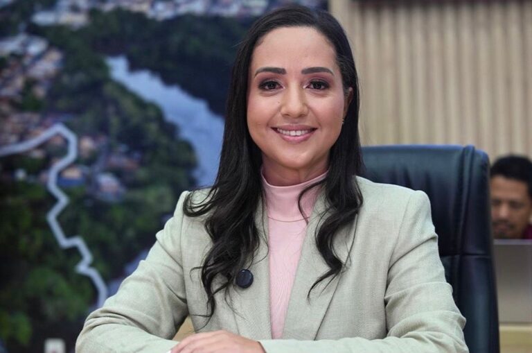 b8390211-1f01-4c5d-b48a-f73db8666400